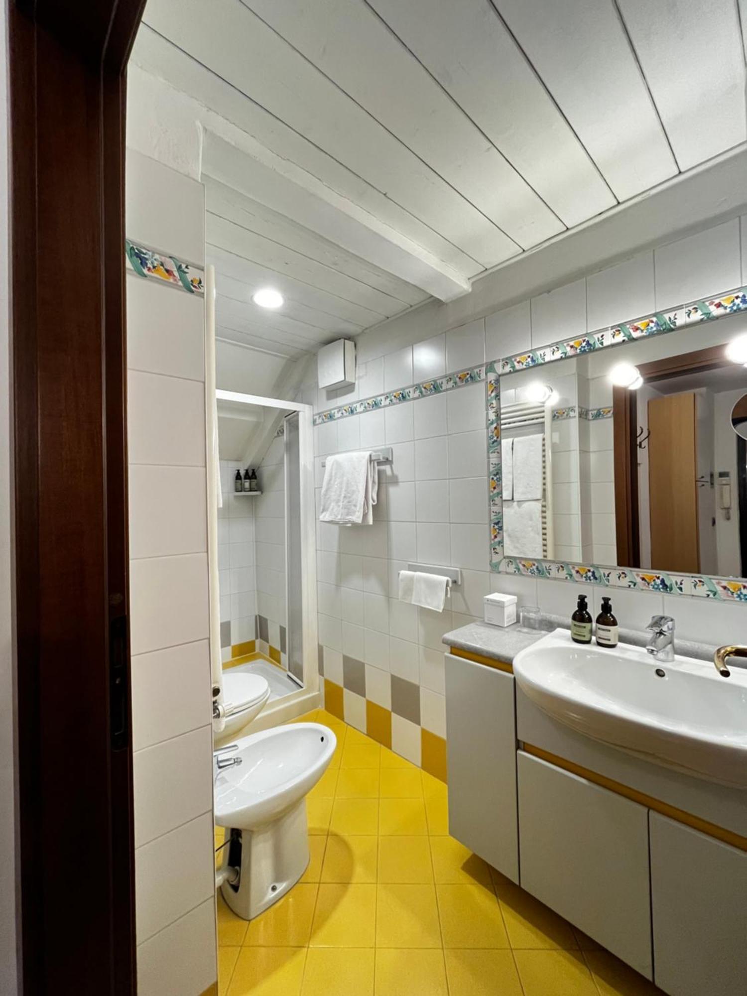 Manci Apartments By Hotel America Trydent Zewnętrze zdjęcie