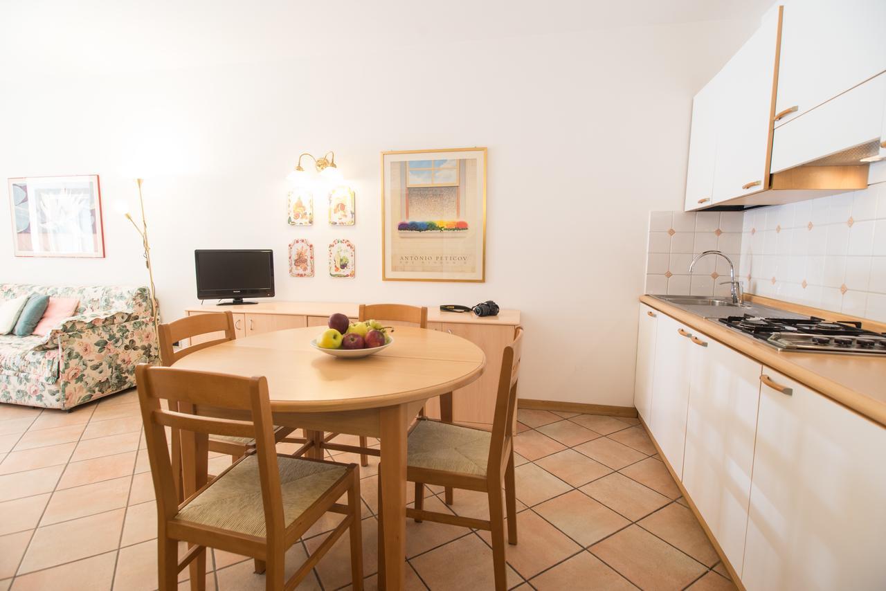 Manci Apartments By Hotel America Trydent Zewnętrze zdjęcie