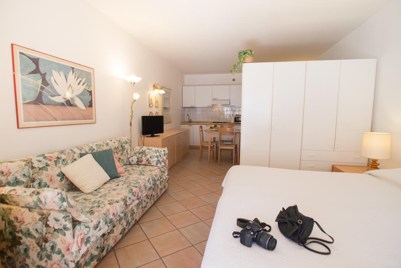 Manci Apartments By Hotel America Trydent Zewnętrze zdjęcie